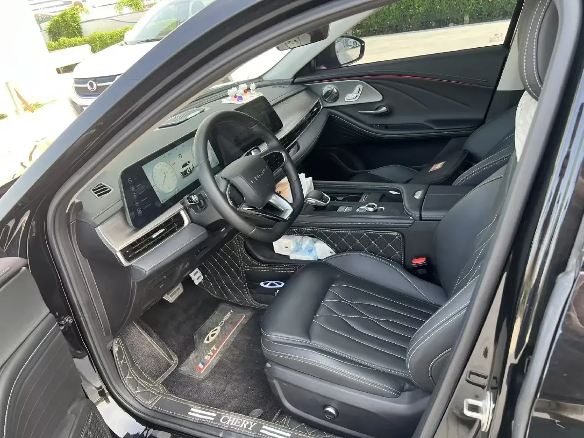 2025 Chery Arrizo 8 2.0T 254HP L4 7DCT,autocango,china used car exporter,china ev exporter,chinese used car exporter,chinese used ev exporter