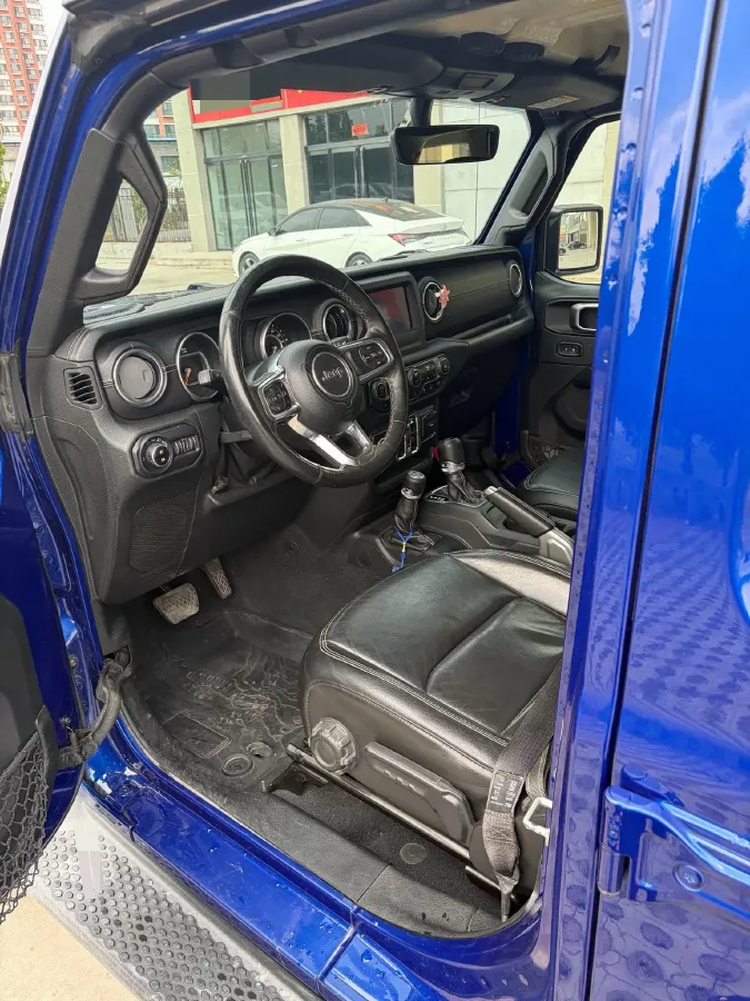 2018 Jeep Wrangler 2.0T 266HP L4 8AT,autocango,china used car exporter,china ev exporter,chinese used car exporter,chinese used ev exporter