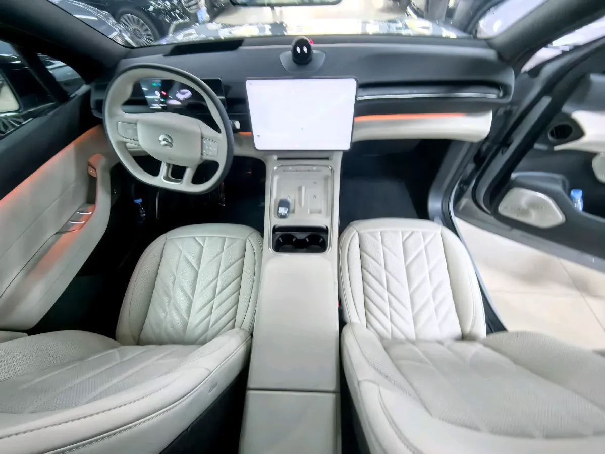 2026 BMW i3 BEV,autocango,china used car exporter,china ev exporter,chinese used car exporter,chinese used ev exporter