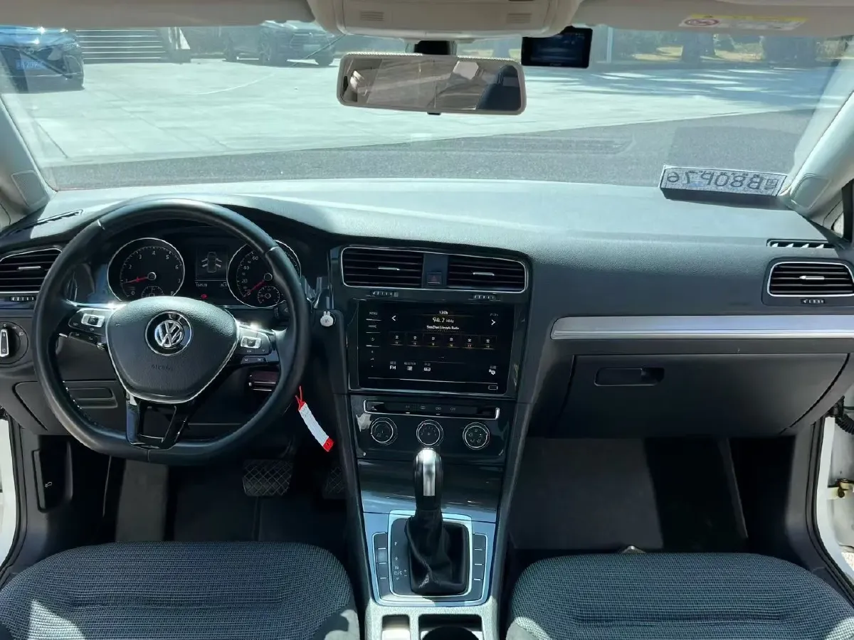 2020 Volkswagen Golf 1.4T 150HP L4 7DCT,autocango,china used car exporter,china ev exporter,chinese used car exporter,chinese used ev exporter