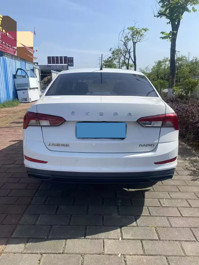 2022 Skoda Rapid 1.5L 112HP L4 6AT,autocango,china used car exporter,china ev exporter,chinese used car exporter,chinese used ev exporter
