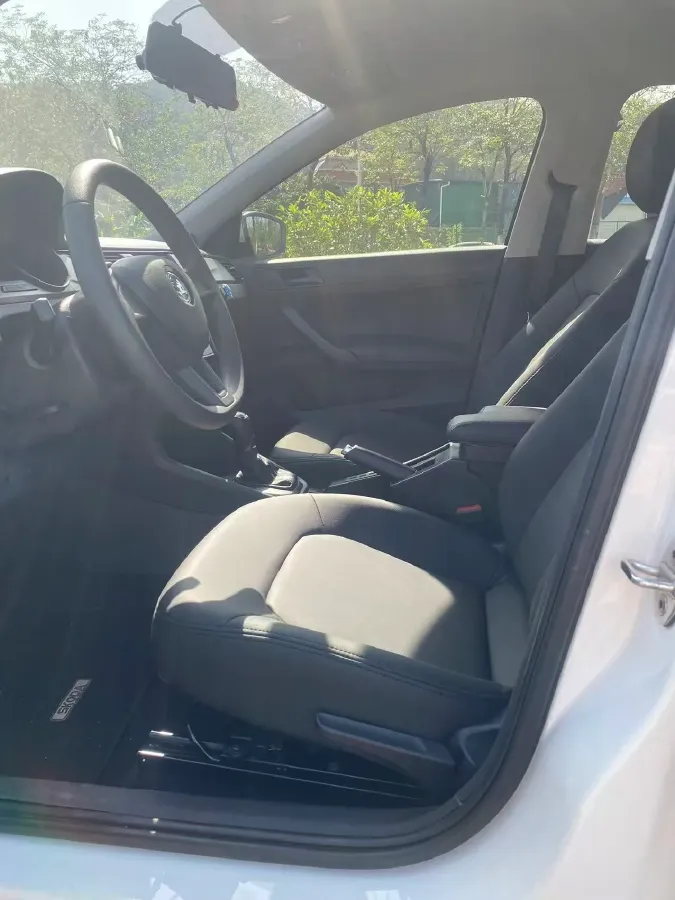 2022 Skoda Rapid 1.5L 112HP L4 6AT,autocango,china used car exporter,china ev exporter,chinese used car exporter,chinese used ev exporter