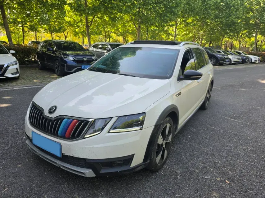 2018 Skoda Octavia 1.4T 150HP L4 7DCT,autocango,china used car exporter,china ev exporter,chinese used car exporter,chinese used ev exporter