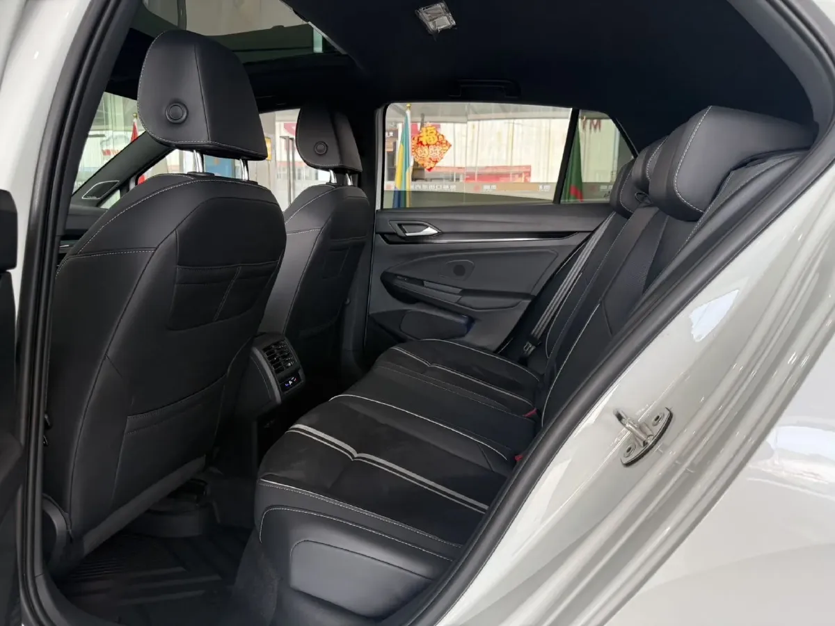 2021 Volkswagen Golf 1.4T 150HP L4 7DCT,autocango,china used car exporter,china ev exporter,chinese used car exporter,chinese used ev exporter