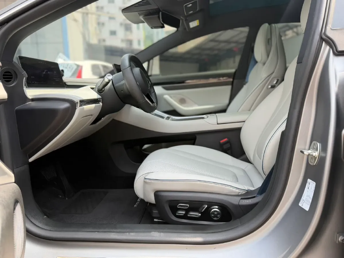 2024 Luxeed S7 BEV 82KWH,autocango,china used car exporter,china ev exporter,chinese used car exporter,chinese used ev exporter