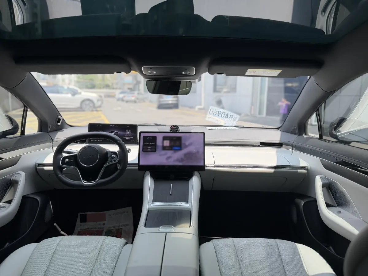 2024 Luxeed S7 BEV 82KWH,autocango,china used car exporter,china ev exporter,chinese used car exporter,chinese used ev exporter