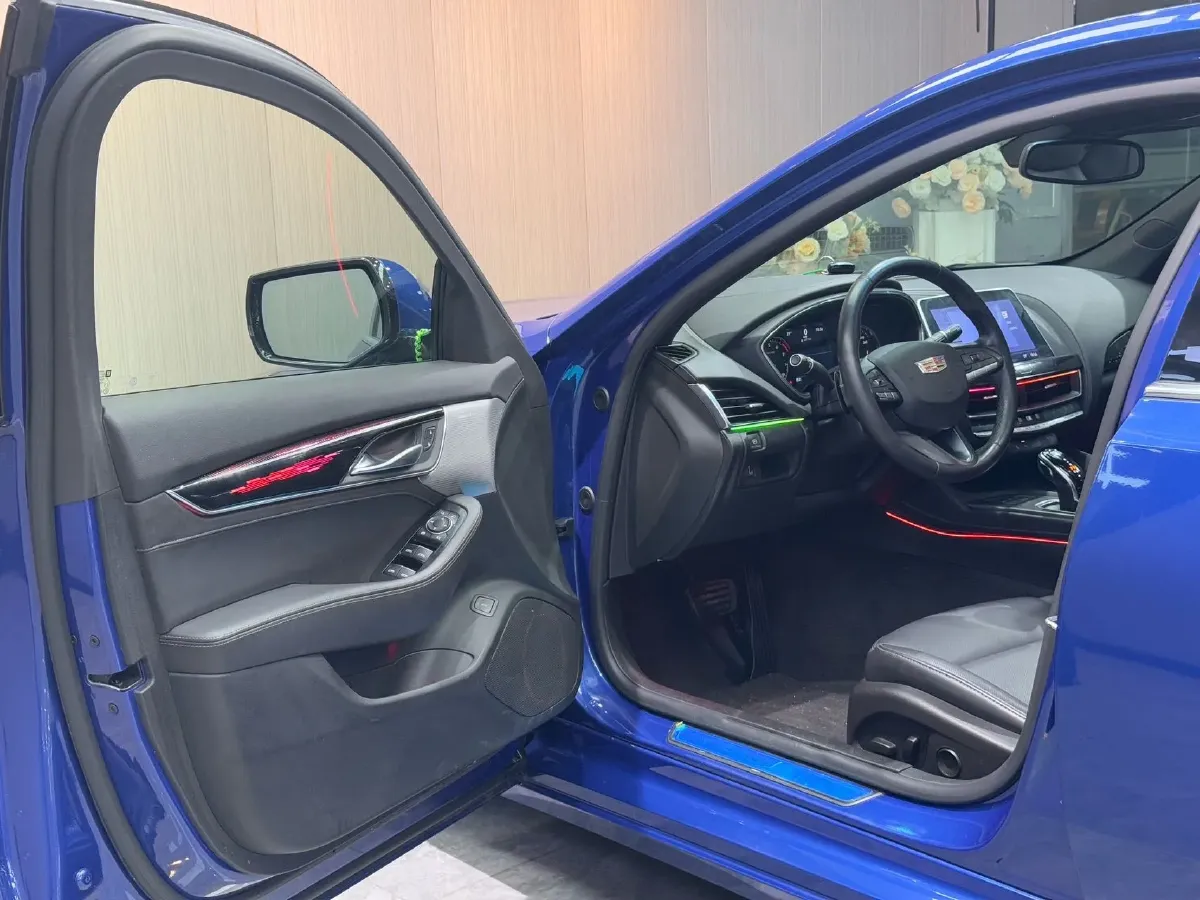 2021 Cadillac CT5 2.0T 237HP L4 10AT,autocango,china used car exporter,china ev exporter,chinese used car exporter,chinese used ev exporter