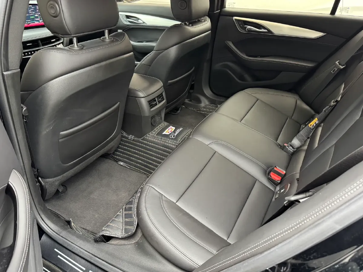 2024 Cadillac CT5 2.0T 237HP L4 10AT,autocango,china used car exporter,china ev exporter,chinese used car exporter,chinese used ev exporter