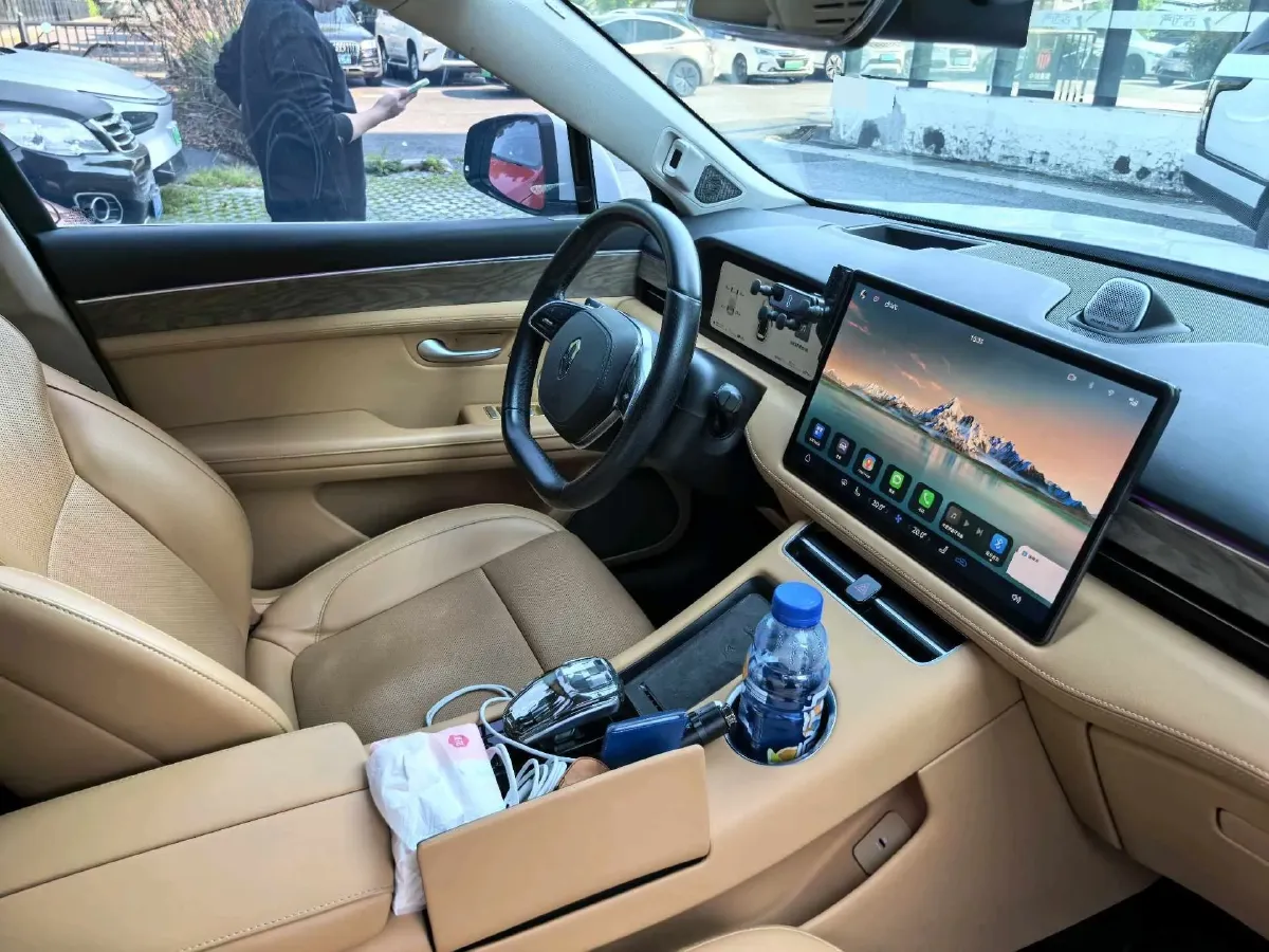 2022 JMC YuHu 7 2.0T 141HP L4 8AT,autocango,china used car exporter,china ev exporter,chinese used car exporter,chinese used ev exporter