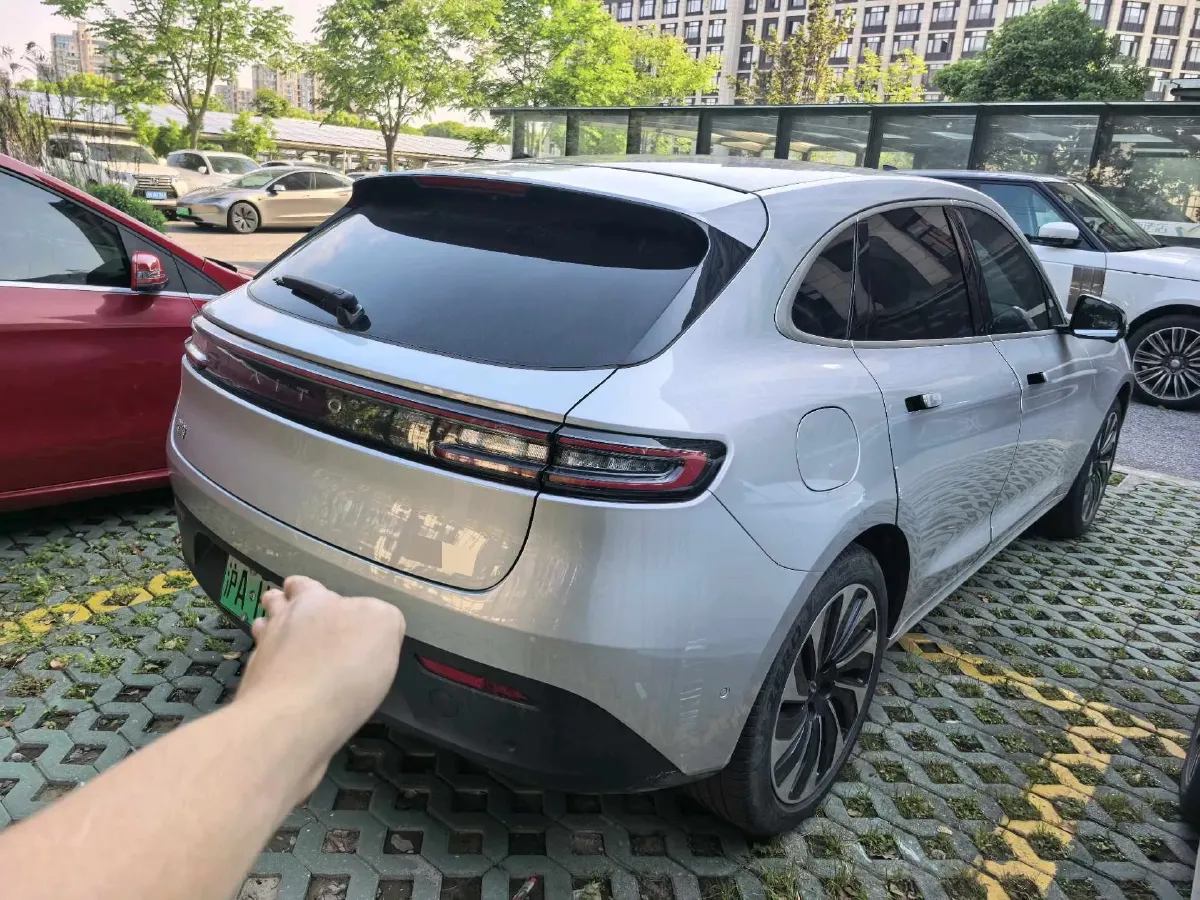 2022 JMC YuHu 7 2.0T 141HP L4 8AT,autocango,china used car exporter,china ev exporter,chinese used car exporter,chinese used ev exporter