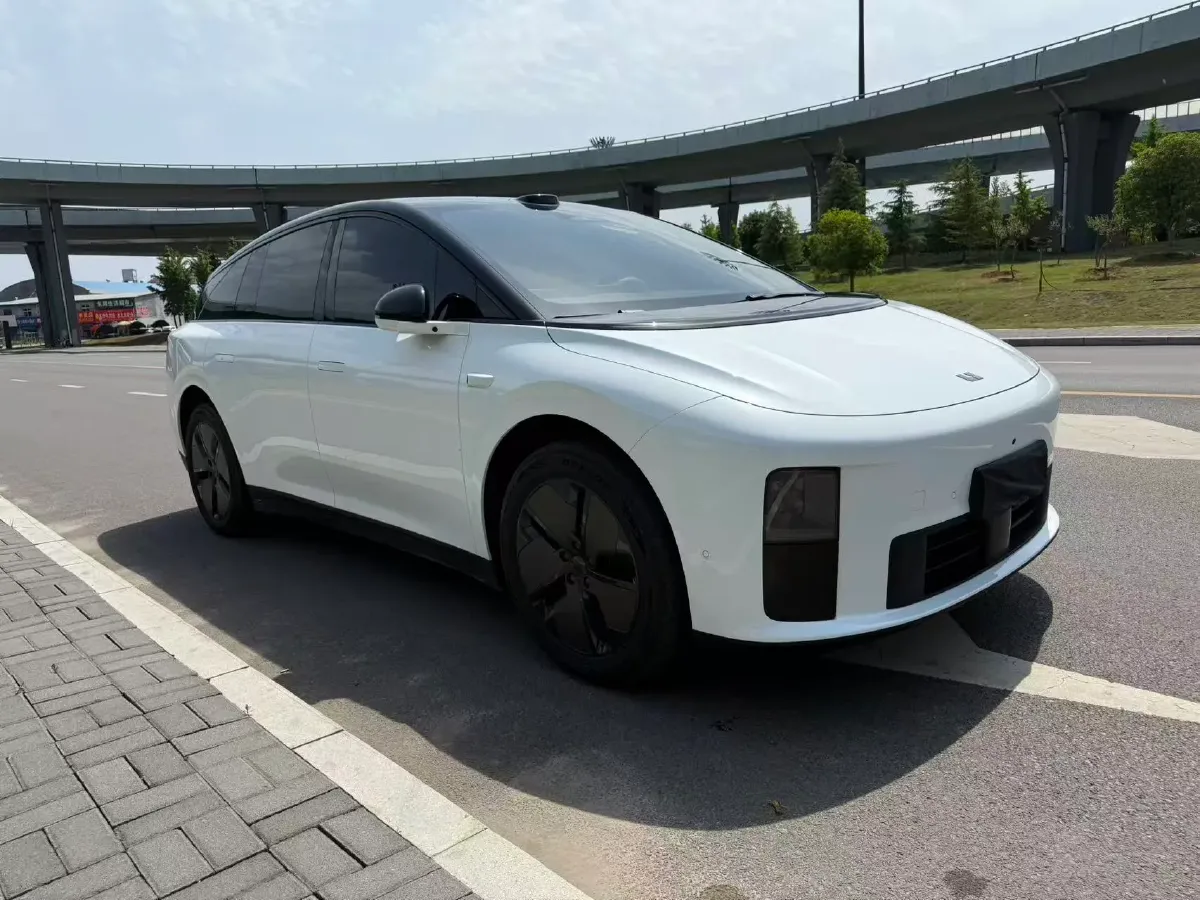 2025 Li i6 BEV,autocango,china used car exporter,china ev exporter,chinese used car exporter,chinese used ev exporter