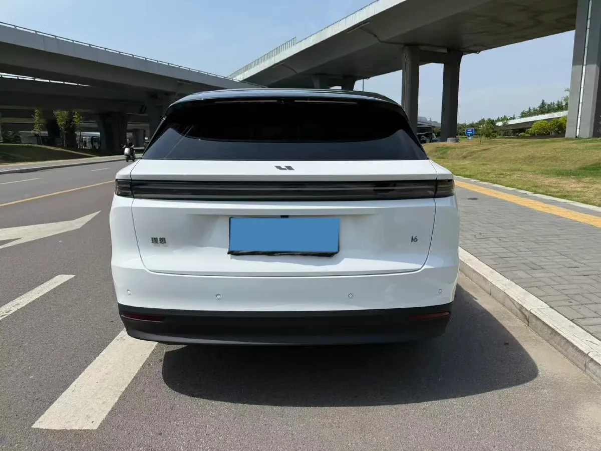 2025 Li i6 BEV,autocango,china used car exporter,china ev exporter,chinese used car exporter,chinese used ev exporter