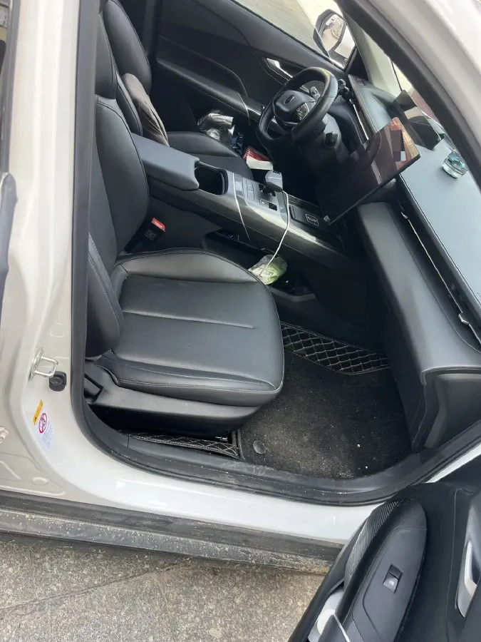 2023 ChangAn Lamore 1.5T 170HP L4 7DCT,autocango,china used car exporter,china ev exporter,chinese used car exporter,chinese used ev exporter