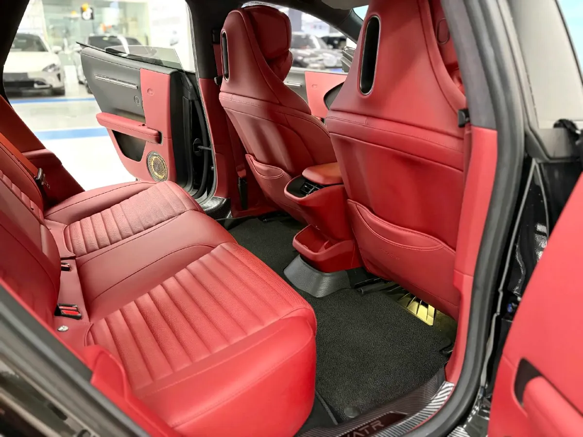 2025 Avatr 06 BEV,autocango,china used car exporter,china ev exporter,chinese used car exporter,chinese used ev exporter