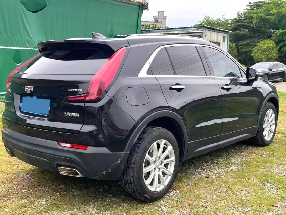 2022 Cadillac XT4 2.0T 237HP L4 9AT,autocango,china used car exporter,china ev exporter,chinese used car exporter,chinese used ev exporter