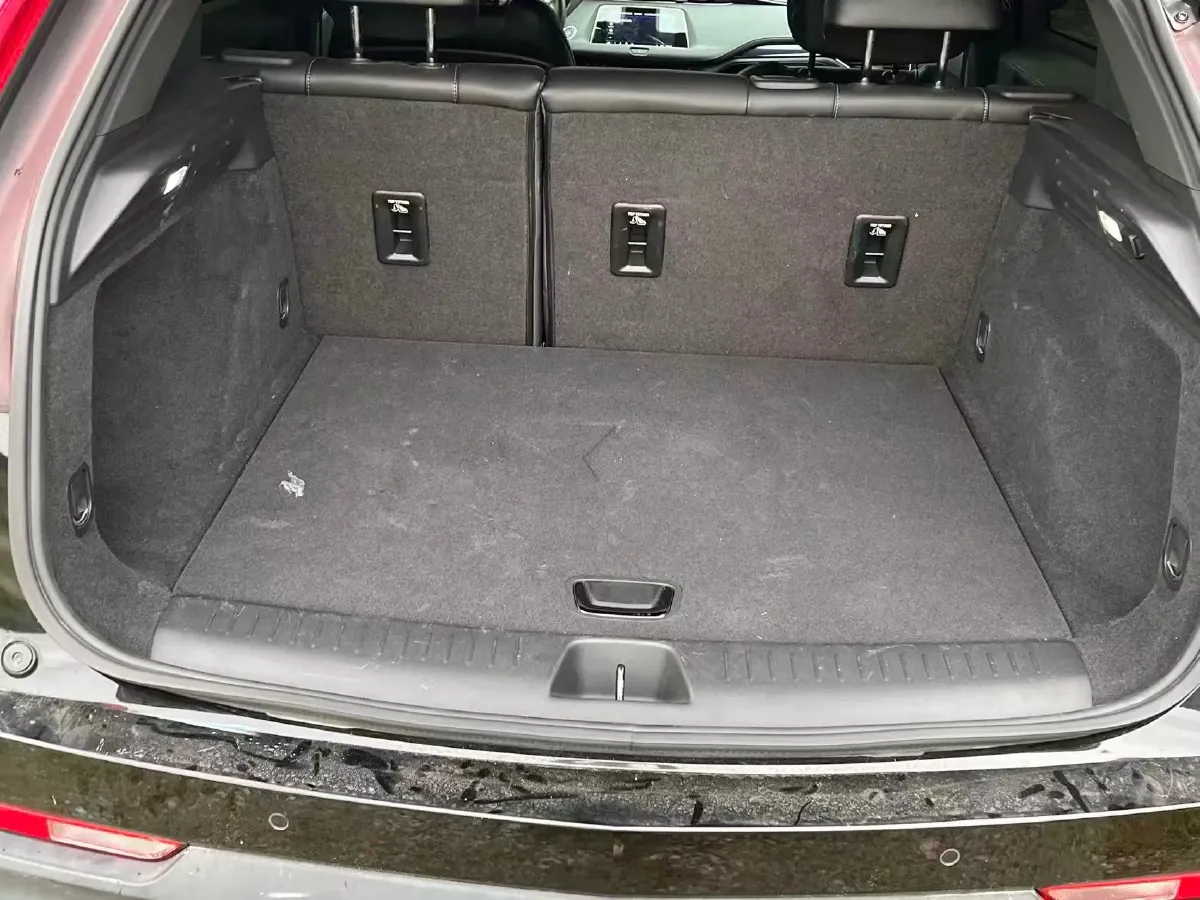 2022 Cadillac XT4 2.0T 237HP L4 9AT,autocango,china used car exporter,china ev exporter,chinese used car exporter,chinese used ev exporter