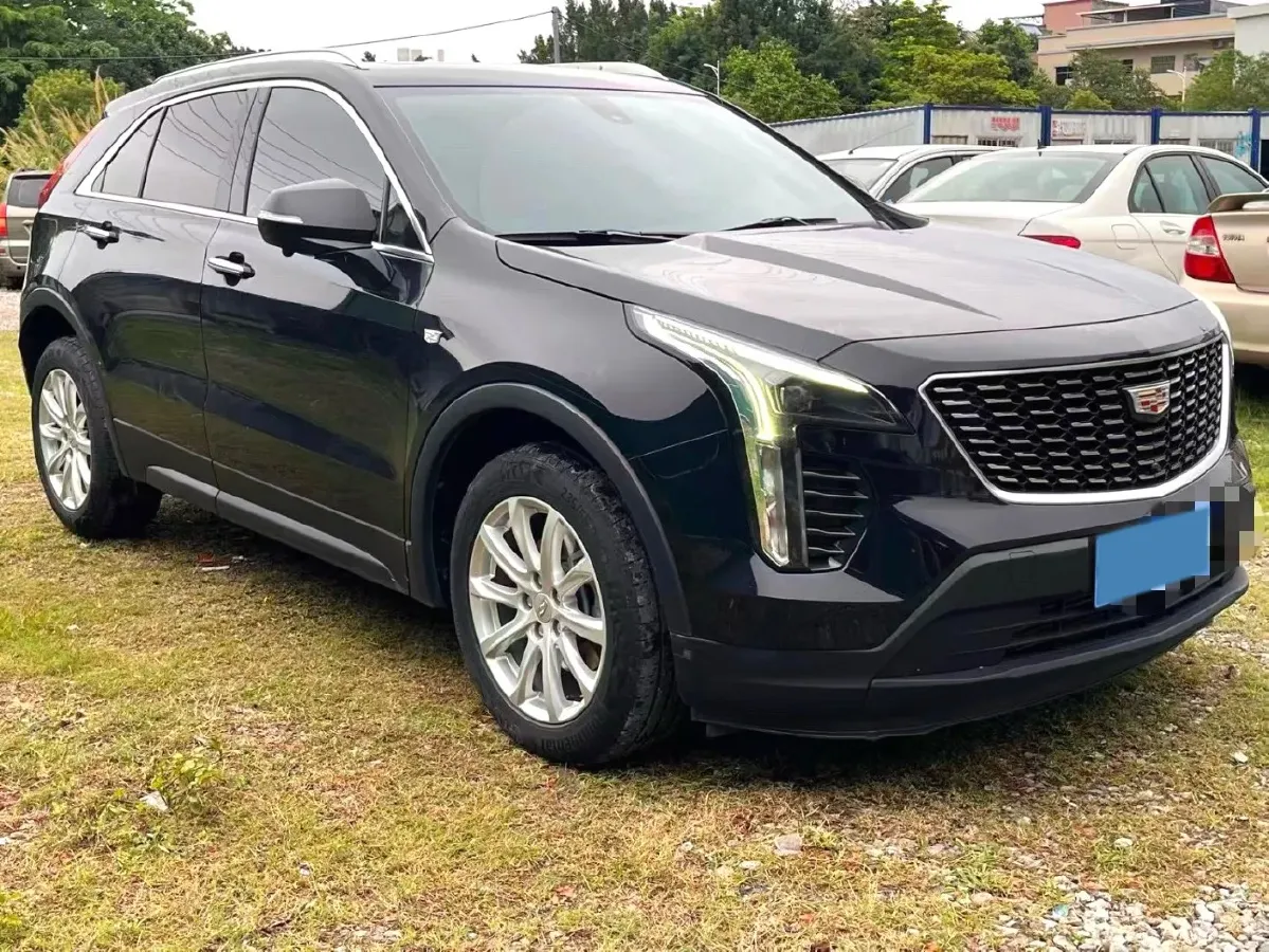 2022 Cadillac XT4 2.0T 237HP L4 9AT,autocango,china used car exporter,china ev exporter,chinese used car exporter,chinese used ev exporter