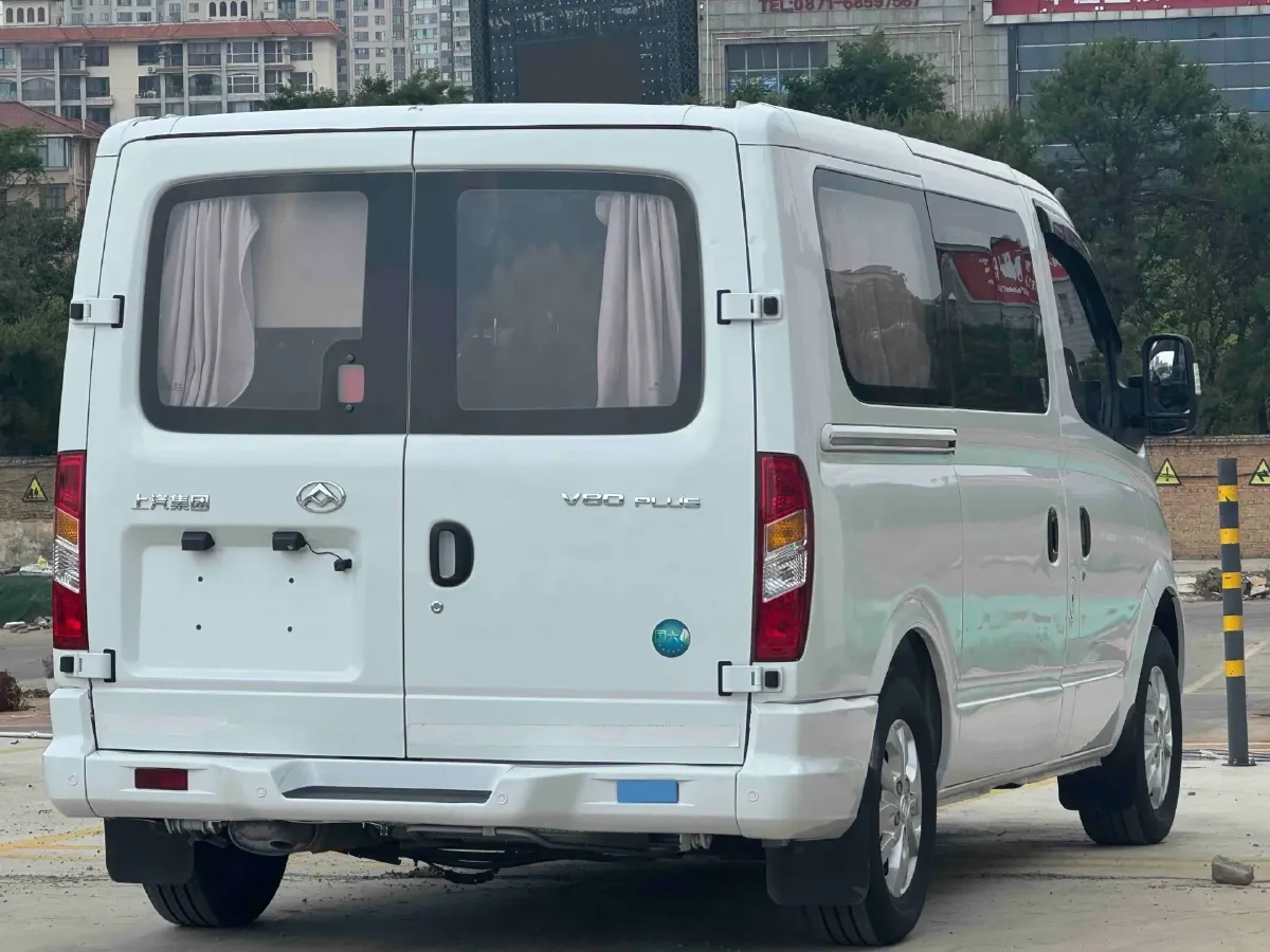 2021 MAXUS XinTu V80 2.0T 139HP L4 6MT,autocango,china used car exporter,china ev exporter,chinese used car exporter,chinese used ev exporter