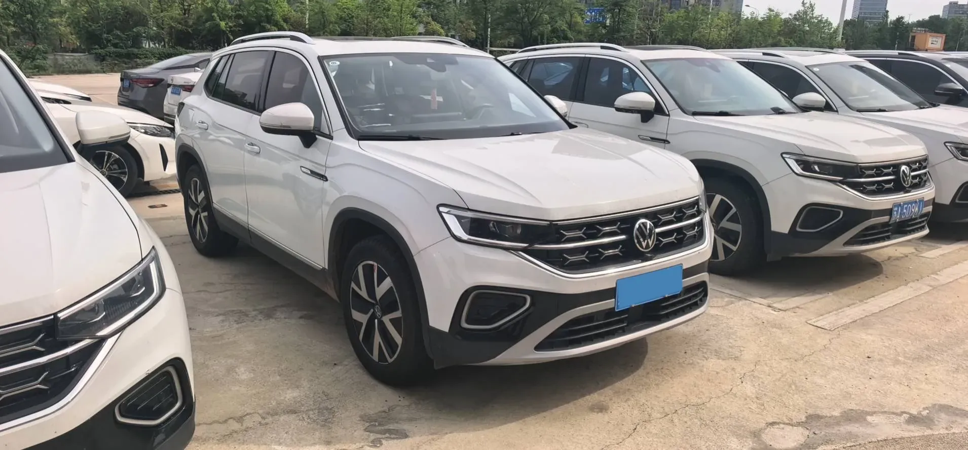 2023 Volkswagen Tayron 2.0T 186HP L4 7DCT,autocango,china used car exporter,china ev exporter,chinese used car exporter,chinese used ev exporter