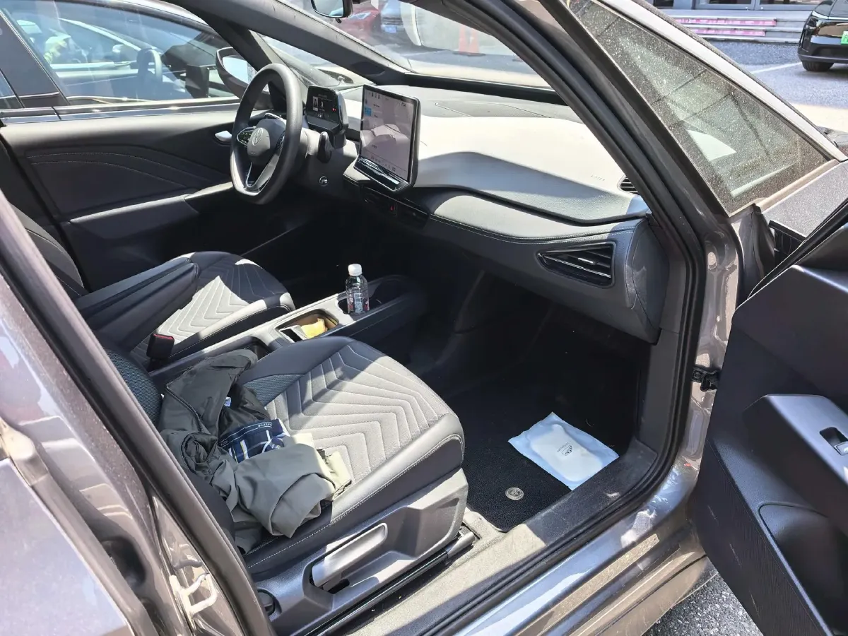 2025 Volkswagen ID.3 BEV 52.8KWH,autocango,china used car exporter,china ev exporter,chinese used car exporter,chinese used ev exporter