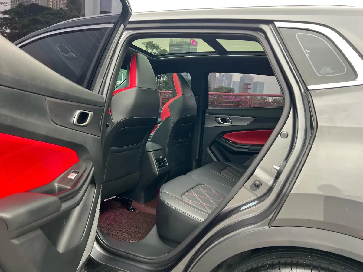 2025 ChangAn CS55 Plus 1.5T 192HP L4 7DCT,autocango,china used car exporter,china ev exporter,chinese used car exporter,chinese used ev exporter