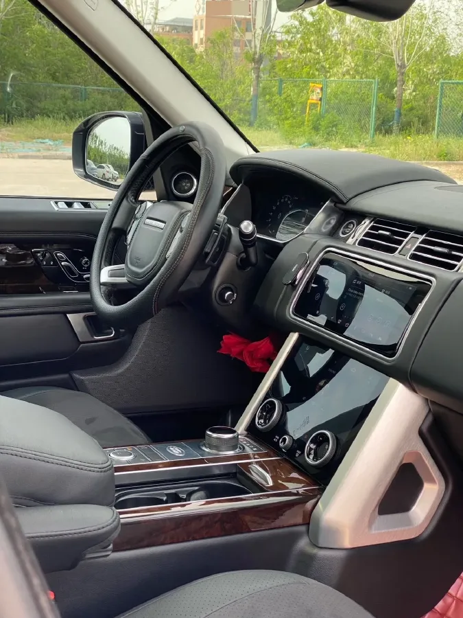 2020 Land Rover Range Rover 3.0T 400HP L6 8AT,autocango,china used car exporter,china ev exporter,chinese used car exporter,chinese used ev exporter