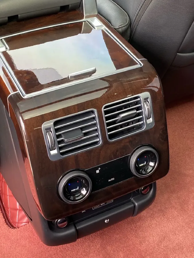 2020 Land Rover Range Rover 3.0T 400HP L6 8AT,autocango,china used car exporter,china ev exporter,chinese used car exporter,chinese used ev exporter