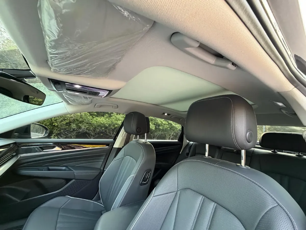 2024 Volkswagen Passat 2.0T 186HP L4 7DCT,autocango,china used car exporter,china ev exporter,chinese used car exporter,chinese used ev exporter