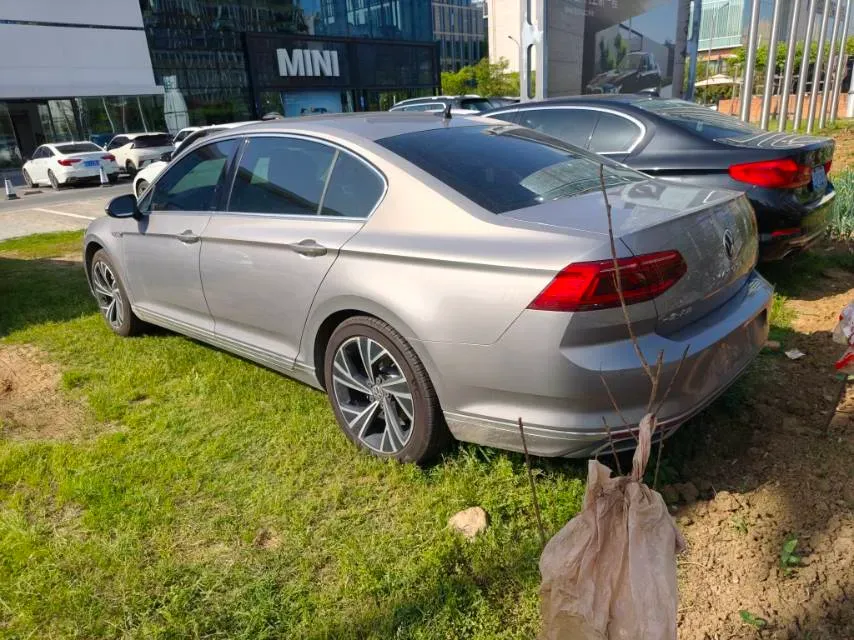 2021 Volkswagen Magotan 2.0T 186HP L4 7DCT,autocango,china used car exporter,china ev exporter,chinese used car exporter,chinese used ev exporter