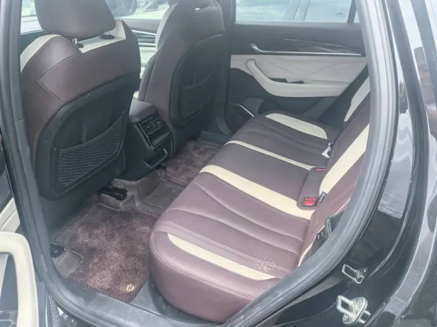 2024 Geely Monjaro 2.0T 238HP L4 8AT,autocango,china used car exporter,china ev exporter,chinese used car exporter,chinese used ev exporter