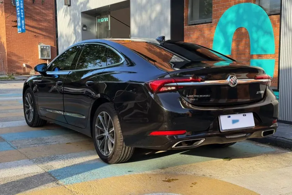 2019 Buick Larcosse 2.0T 241HP L4 9AT,autocango,china used car exporter,china ev exporter,chinese used car exporter,chinese used ev exporter