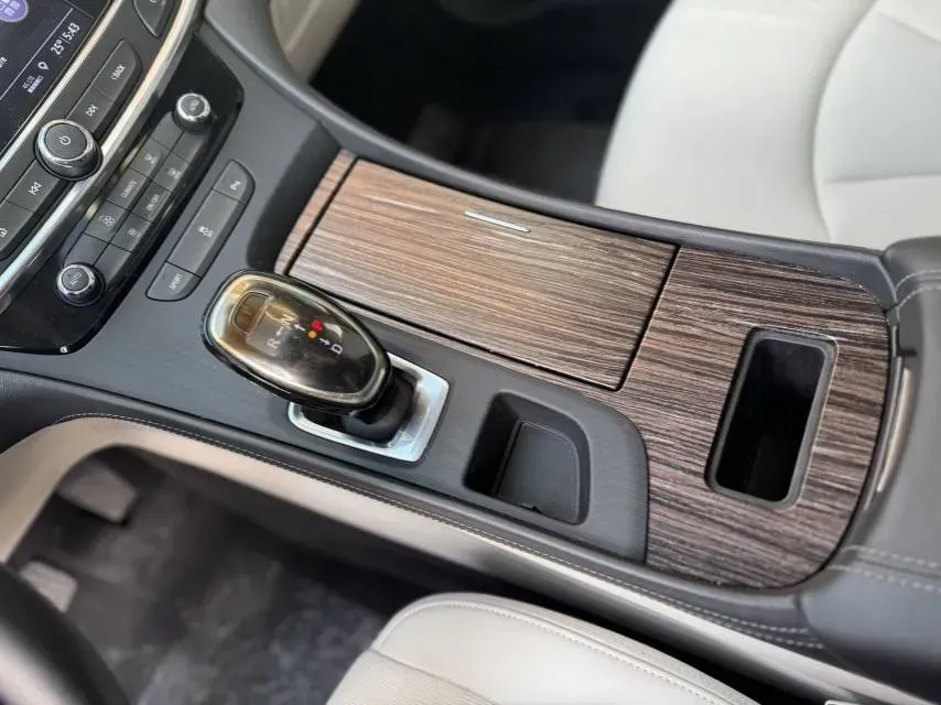 2019 Buick Larcosse 2.0T 241HP L4 9AT,autocango,china used car exporter,china ev exporter,chinese used car exporter,chinese used ev exporter