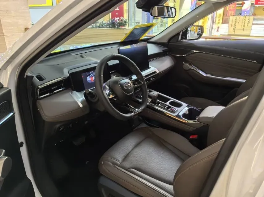 2024 GAC Trumpchi GS4 1.5T 177HP L4 7DCT,autocango,china used car exporter,china ev exporter,chinese used car exporter,chinese used ev exporter