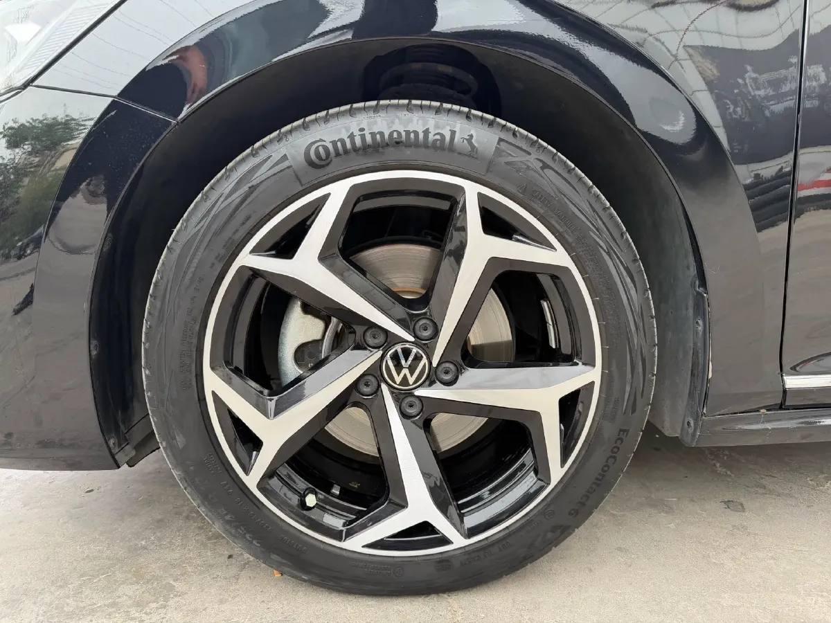 2023 Volkswagen Passat 2.0T 186HP L4 7DCT,autocango,china used car exporter,china ev exporter,chinese used car exporter,chinese used ev exporter