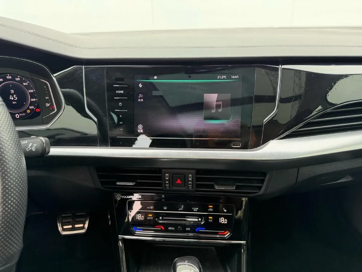 2023 Volkswagen Passat 2.0T 186HP L4 7DCT,autocango,china used car exporter,china ev exporter,chinese used car exporter,chinese used ev exporter