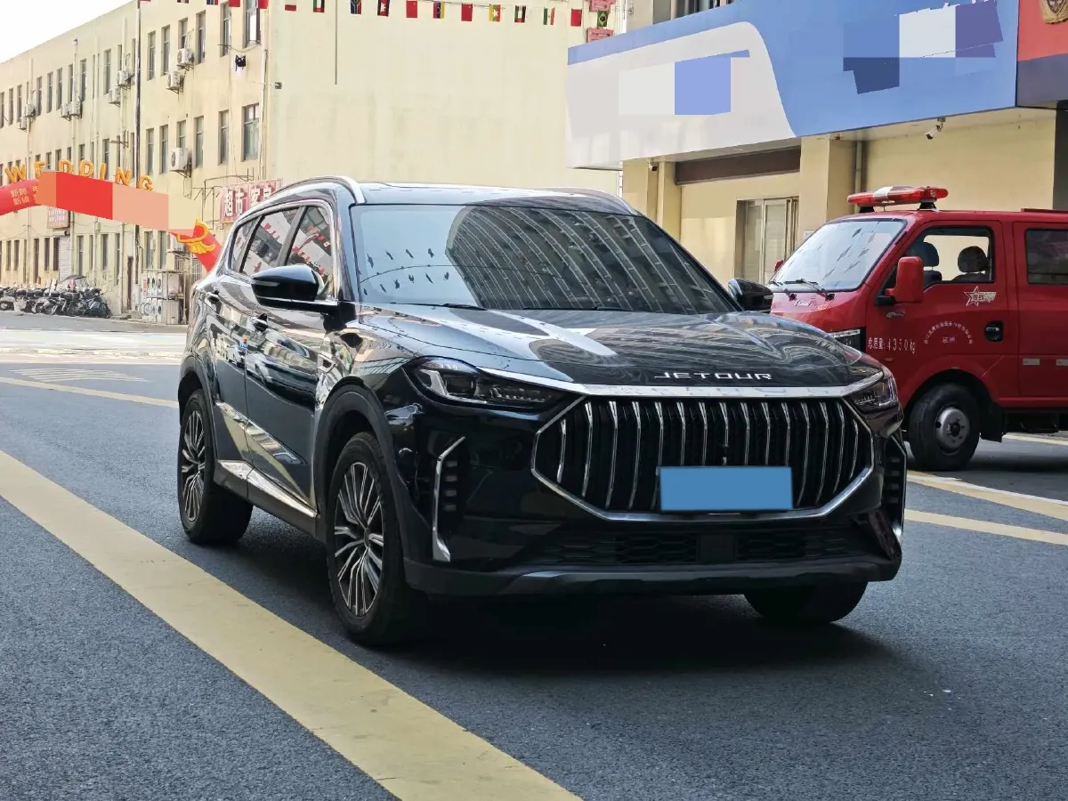 2023 ChangAn Oshan X7 Plus 1.5T 188HP L4 7DCT,autocango,china used car exporter,china ev exporter,chinese used car exporter,chinese used ev exporter