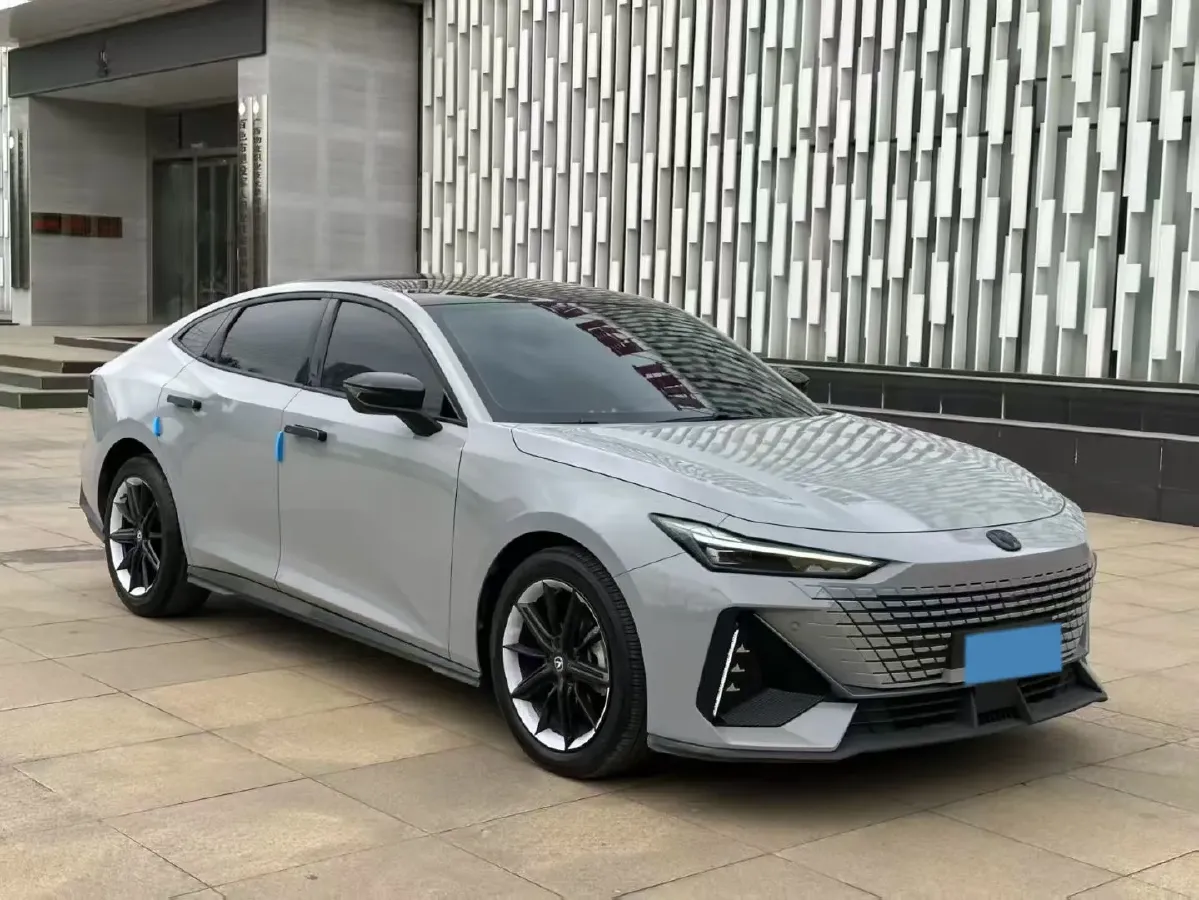 2022 ChangAn UNI-V 1.5T 188HP L4 7DCT,autocango,china used car exporter,china ev exporter,chinese used car exporter,chinese used ev exporter