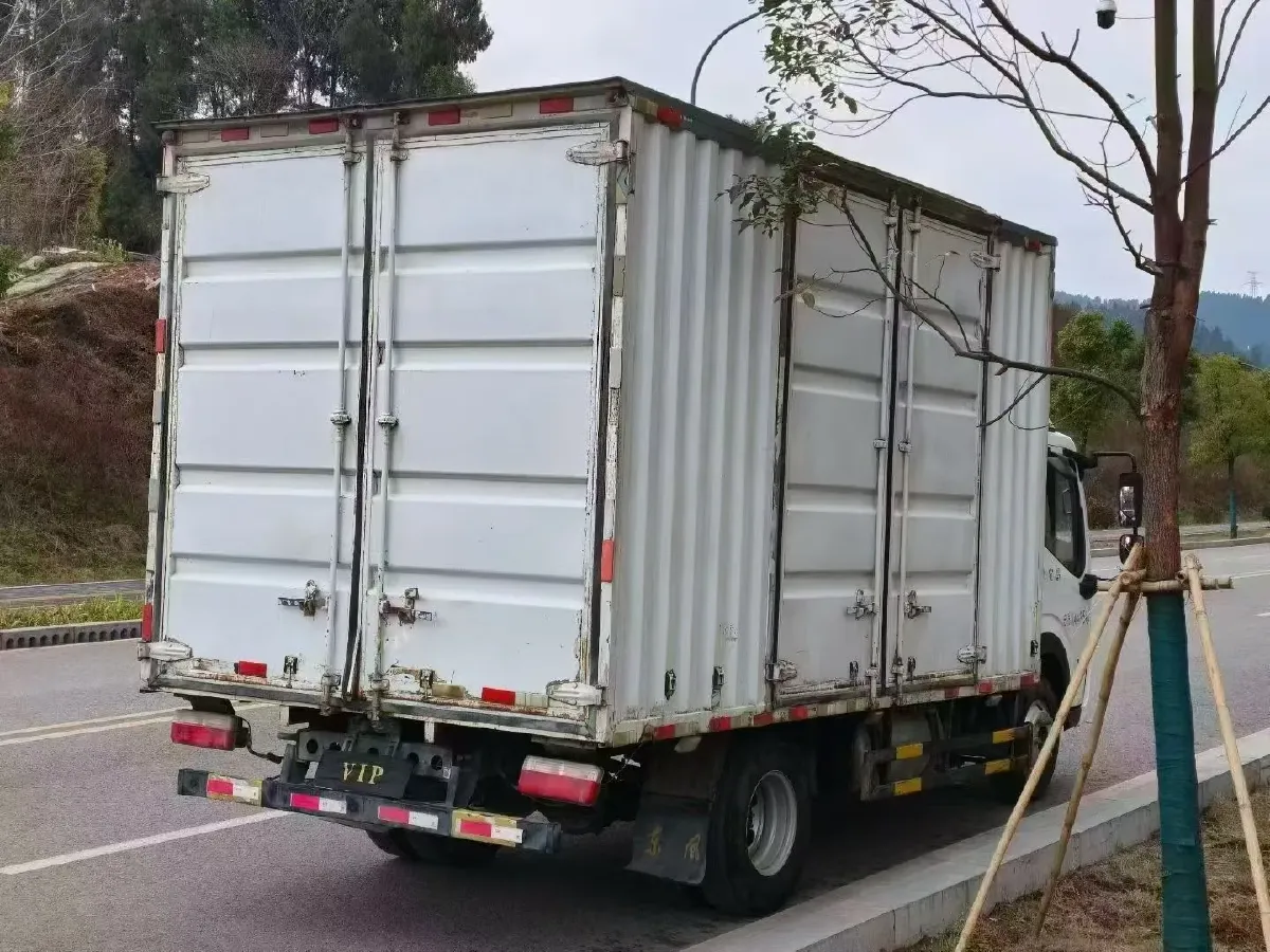 2023 Dongfeng RuiQi 2.4L 158HP L4 5MT,autocango,china used car exporter,china ev exporter,chinese used car exporter,chinese used ev exporter