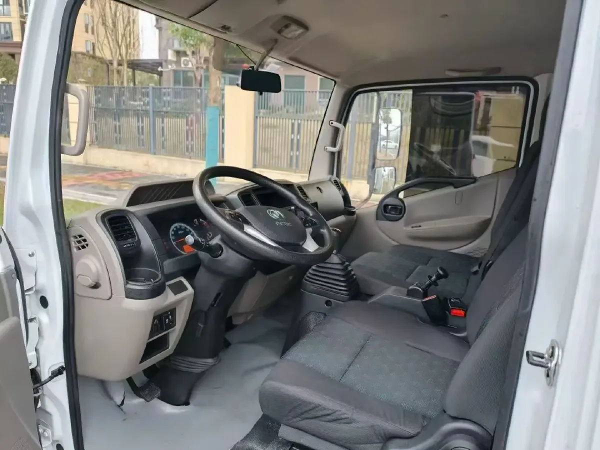 2023 Dongfeng RuiQi 2.4L 158HP L4 5MT,autocango,china used car exporter,china ev exporter,chinese used car exporter,chinese used ev exporter