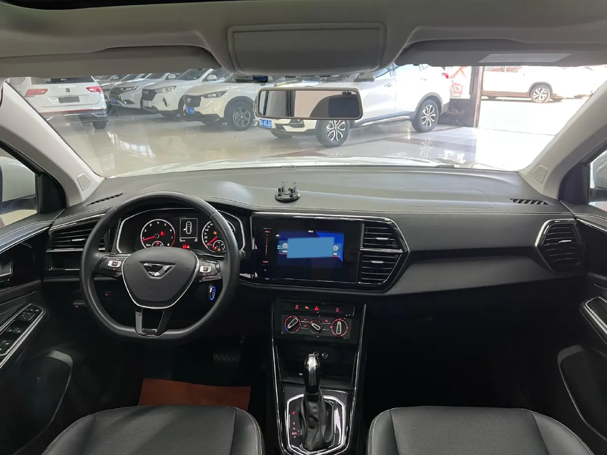 2022 Jetta VS7 1.4T 150HP L4 6AT,autocango,china used car exporter,china ev exporter,chinese used car exporter,chinese used ev exporter