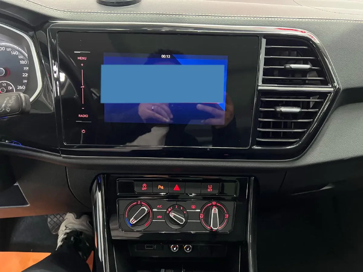 2022 Jetta VS7 1.4T 150HP L4 6AT,autocango,china used car exporter,china ev exporter,chinese used car exporter,chinese used ev exporter