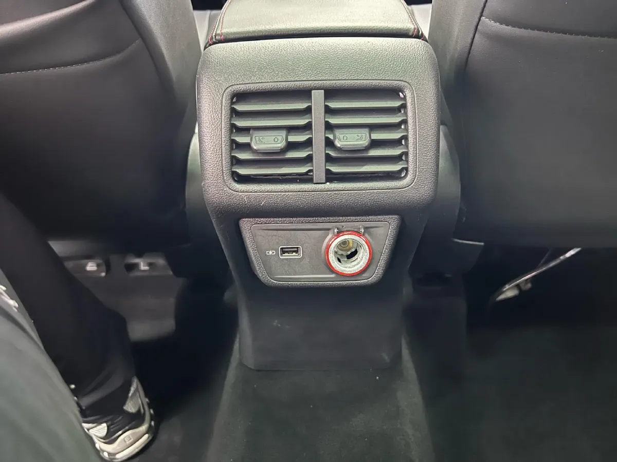 2022 Jetta VS7 1.4T 150HP L4 6AT,autocango,china used car exporter,china ev exporter,chinese used car exporter,chinese used ev exporter