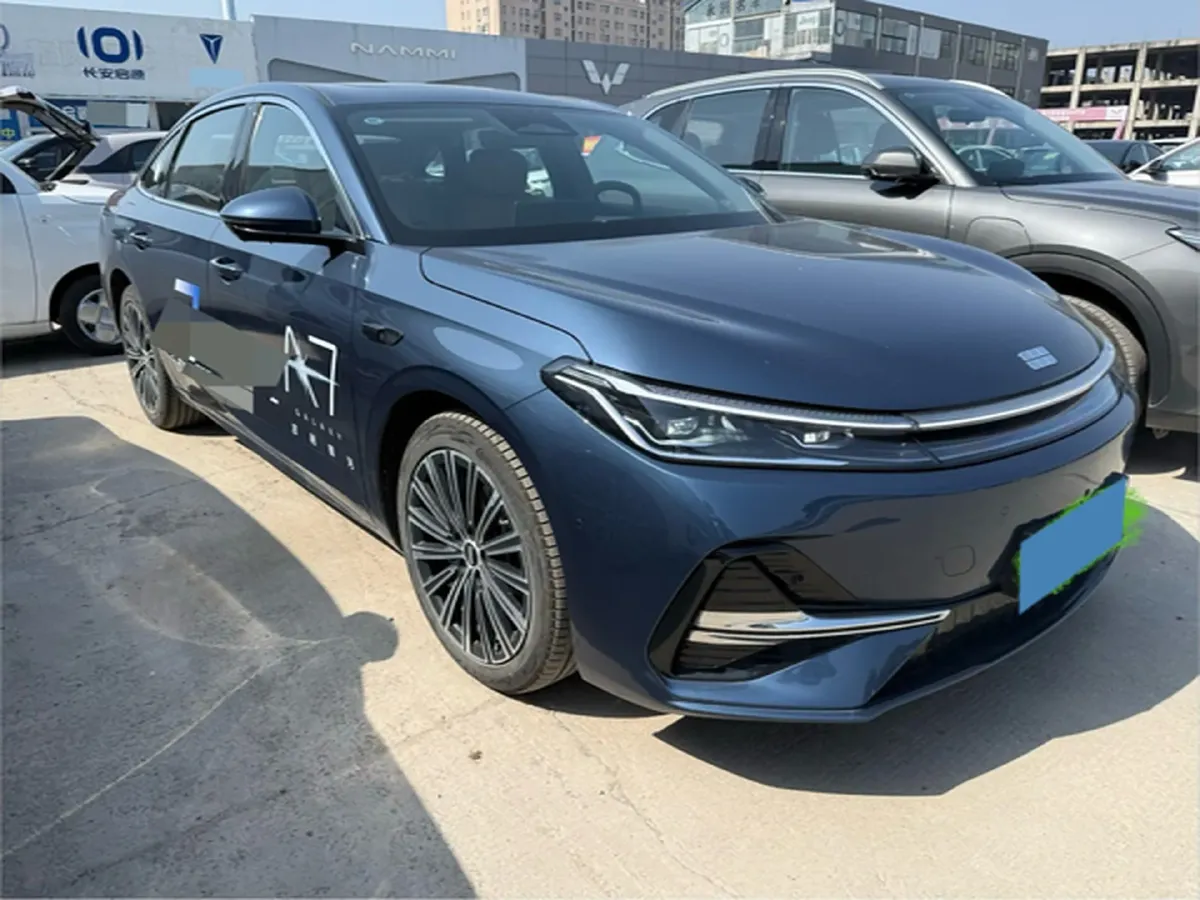 2025 Geely Galaxy A7 1.5L 112HP L4 1DHT PHEV,autocango,china used car exporter,china ev exporter,chinese used car exporter,chinese used ev exporter