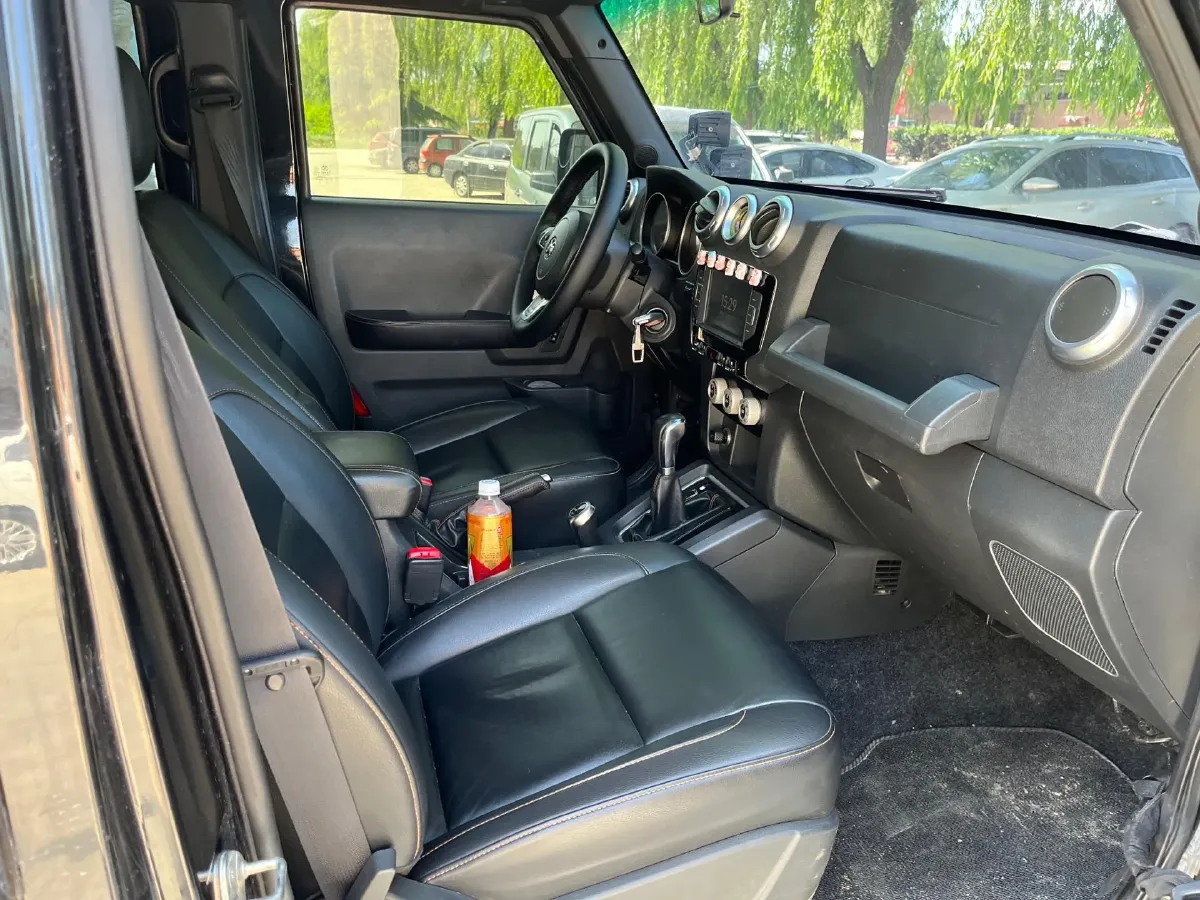 2017 Beijing BJ40 2.3T 250HP L4 6AT,autocango,china used car exporter,china ev exporter,chinese used car exporter,chinese used ev exporter