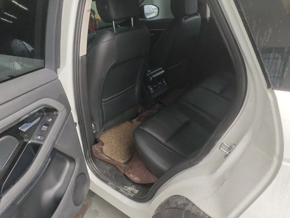 2020 Land Rover Range Rover Evoque 2.0T 249HP L4 9AT,autocango,china used car exporter,china ev exporter,chinese used car exporter,chinese used ev exporter