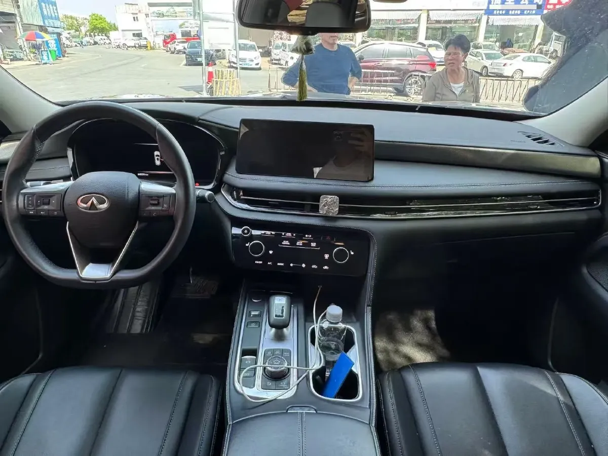 2022 Infiniti QX60 2.0T 252HP L4 9AT,autocango,china used car exporter,china ev exporter,chinese used car exporter,chinese used ev exporter