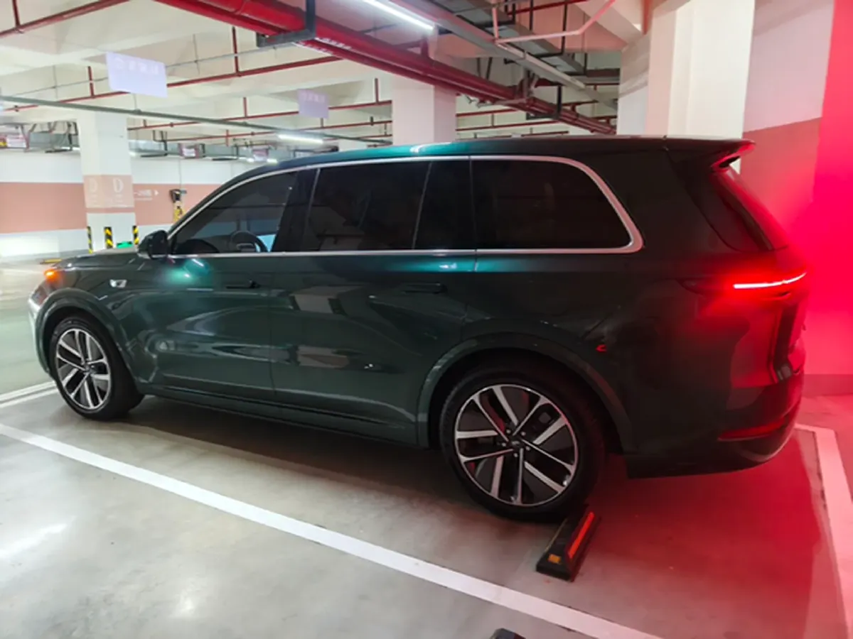 2024 Li L9 Range Extended 154HP REEV 52.3KWH,autocango,china used car exporter,china ev exporter,chinese used car exporter,chinese used ev exporter