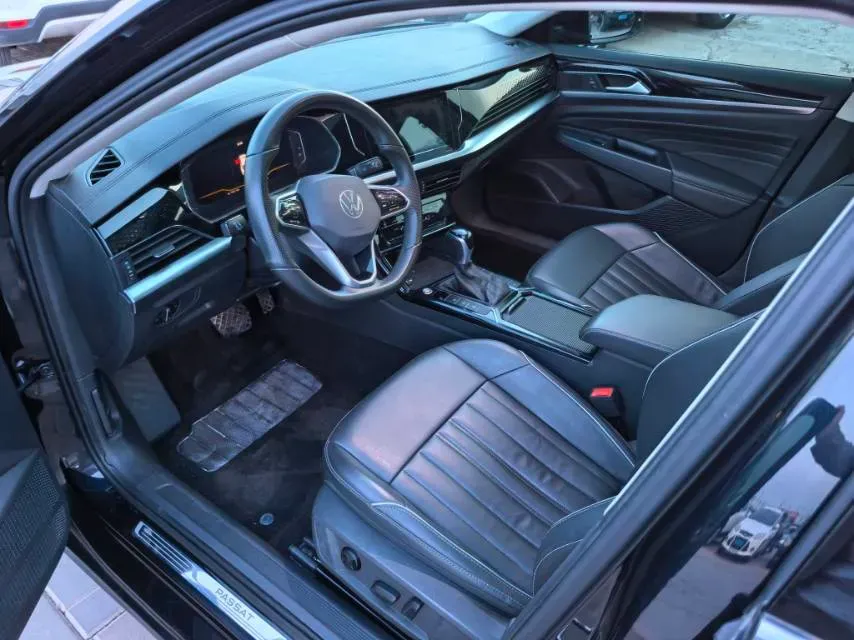2023 Volkswagen Passat 2.0T 186HP L4 7DCT,autocango,china used car exporter,china ev exporter,chinese used car exporter,chinese used ev exporter