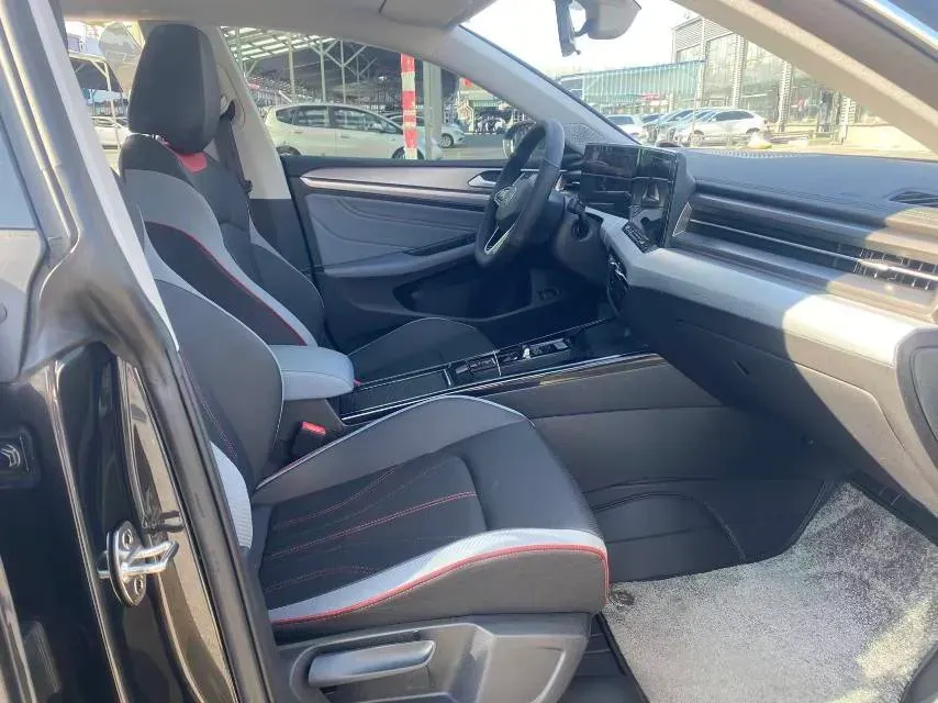 2023 Volkswagen Lamando 1.4T 150HP L4 7DCT,autocango,china used car exporter,china ev exporter,chinese used car exporter,chinese used ev exporter