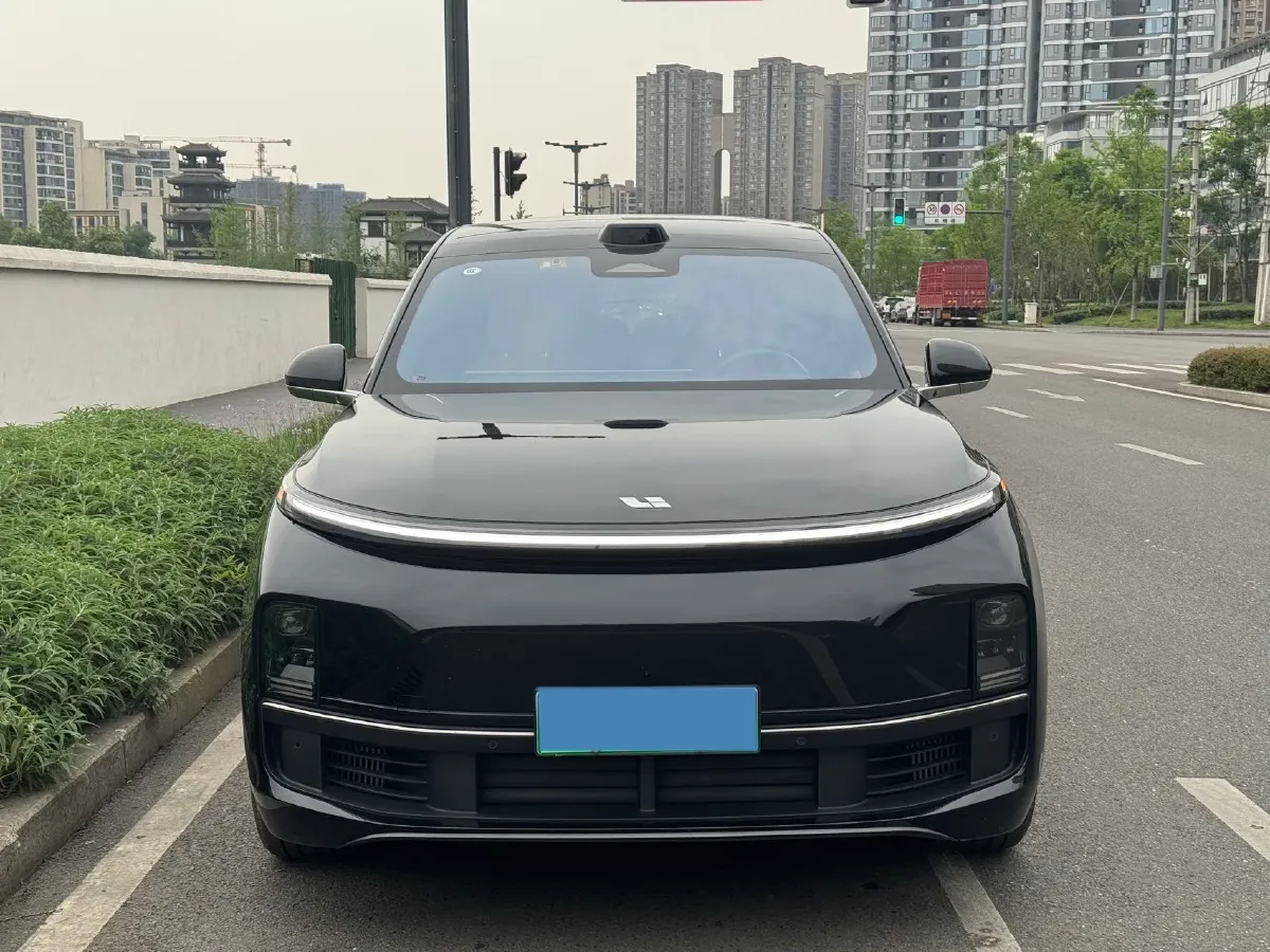 2024 Toyota Granvia 2.5L 189HP L4 E-CVT Hybrid,autocango,china used car exporter,china ev exporter,chinese used car exporter,chinese used ev exporter